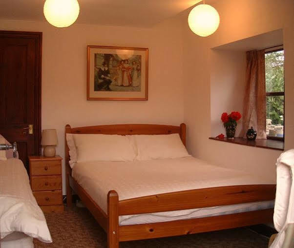 Horseshoe Pass Holiday Lets Ланголен Екстериор снимка